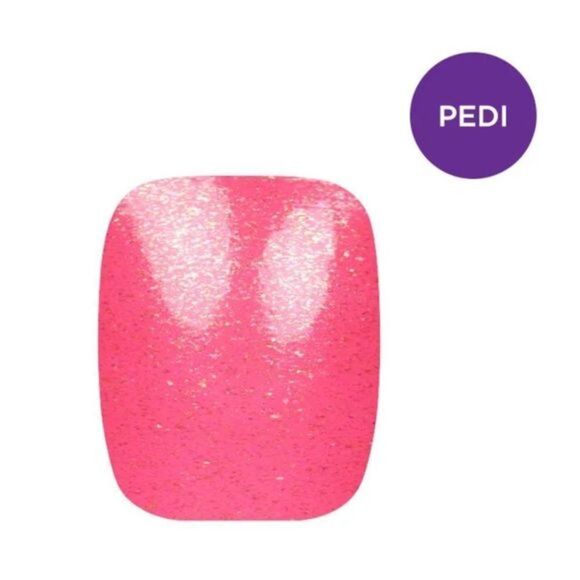 Color Street | You, Me and Capri - bold bubblegum color with gold shimmer - Picture 4 of 9
